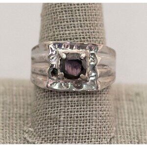 Size 10 discreet mid-century vintage ring (C1)